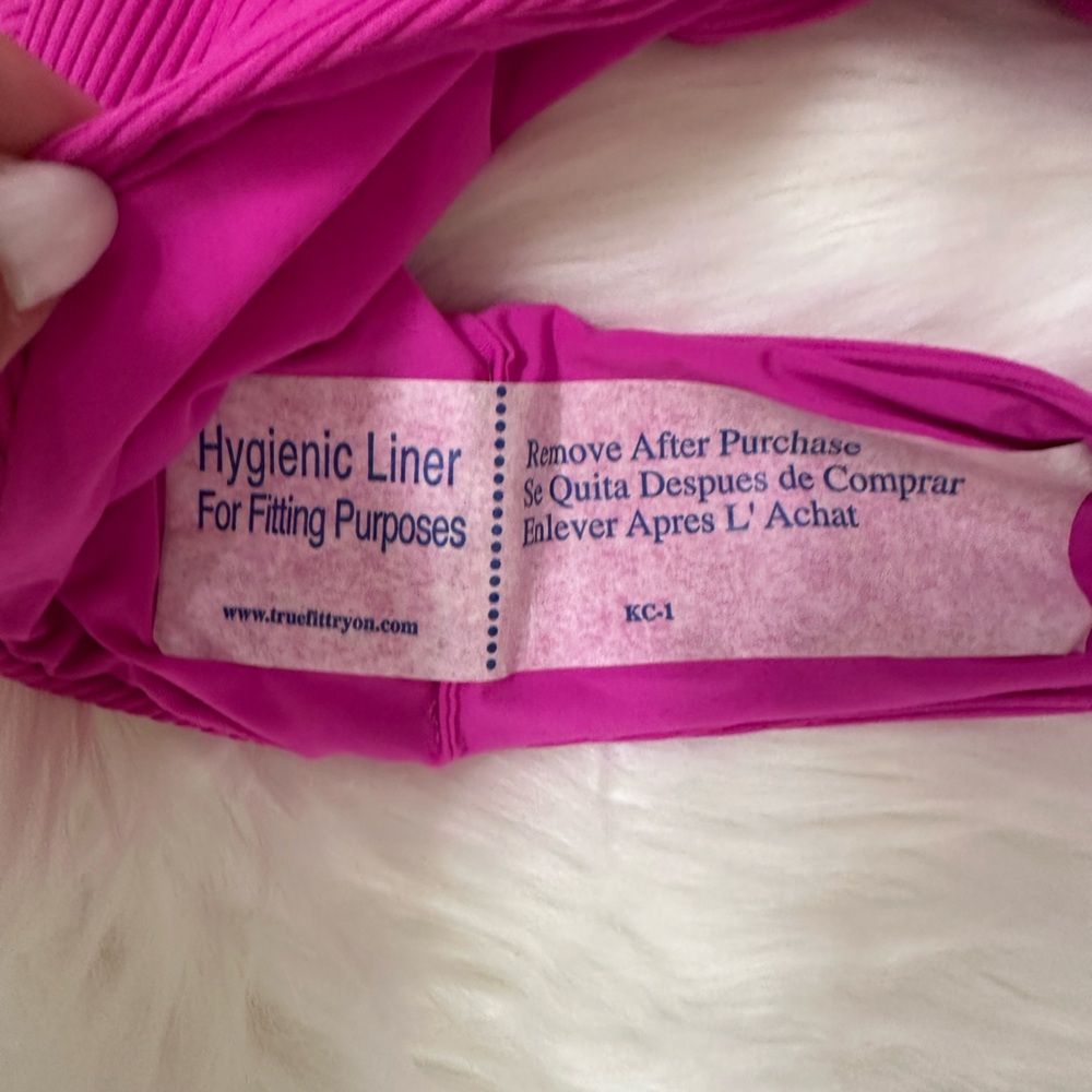 Becca by Rebecca Virtue Modern Edge Sophie Rib Texture Plunge Back V-Neck Cutout - Picture 5 of 6